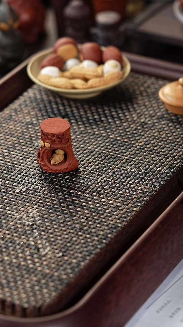 【闪购商品】手工原矿红清水树桩盖置