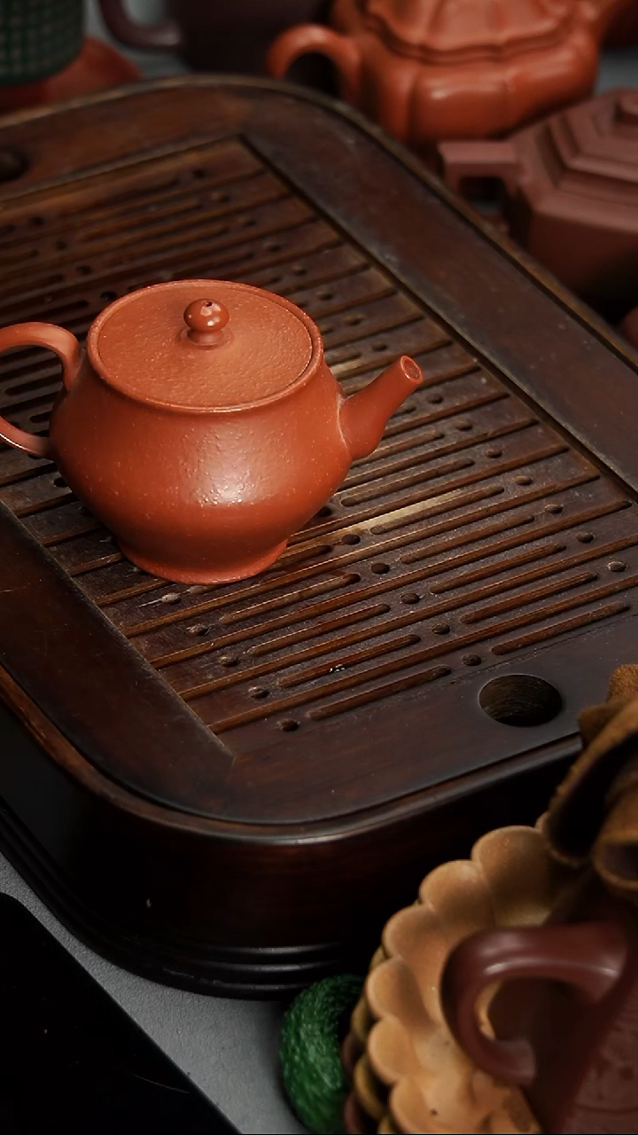 茶壶紫砂宜兴紫砂粗砂朱泥宫灯160毫升