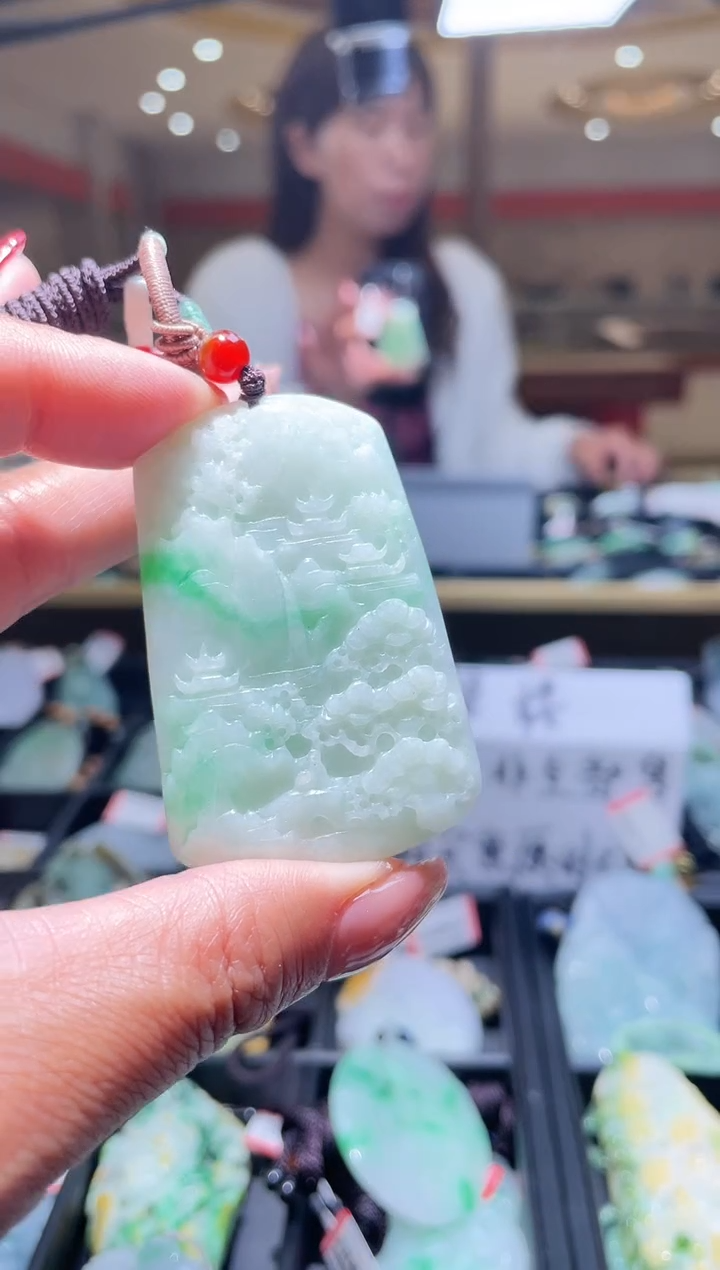 【闪购商品】翡翠颈饰未镶嵌天然缅甸翡翠A货