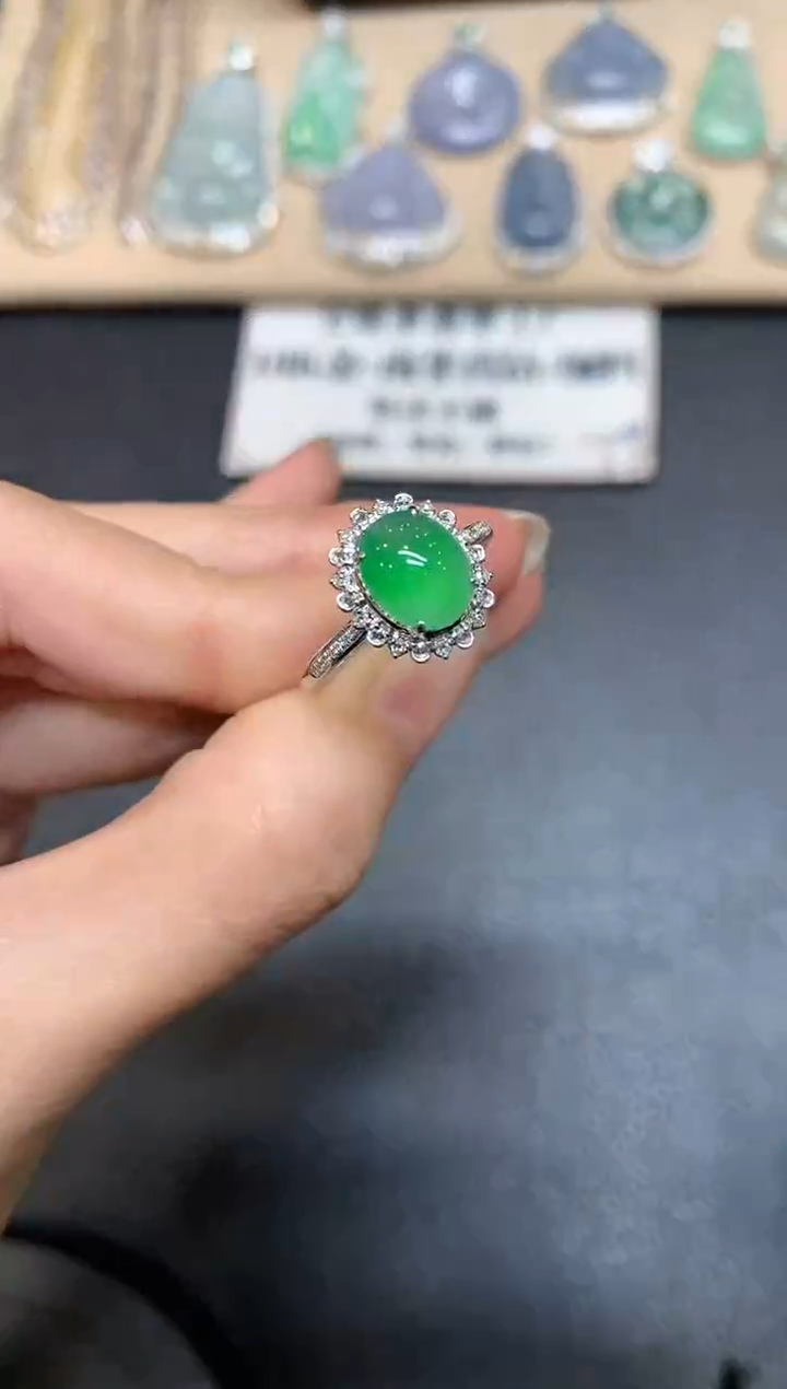 【闪购商品】翡翠戒指18K金镶嵌【无服务费