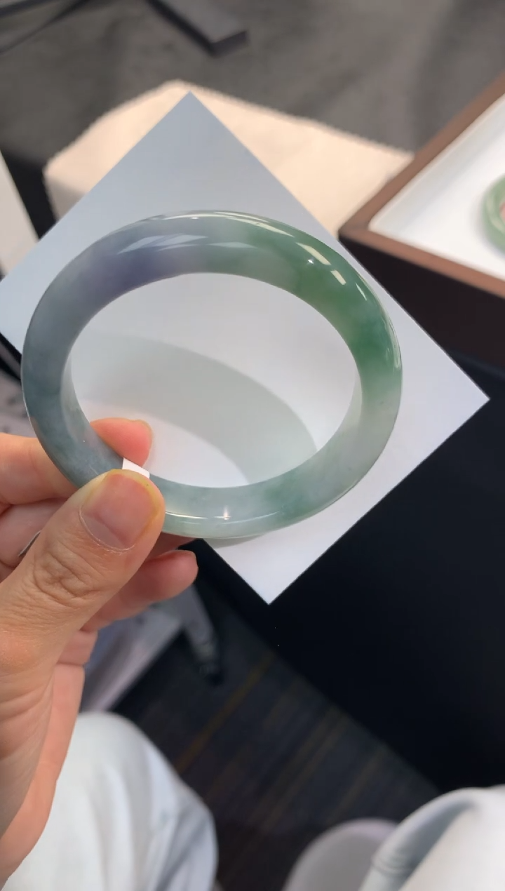 【闪购商品】翡翠手镯未镶嵌.........