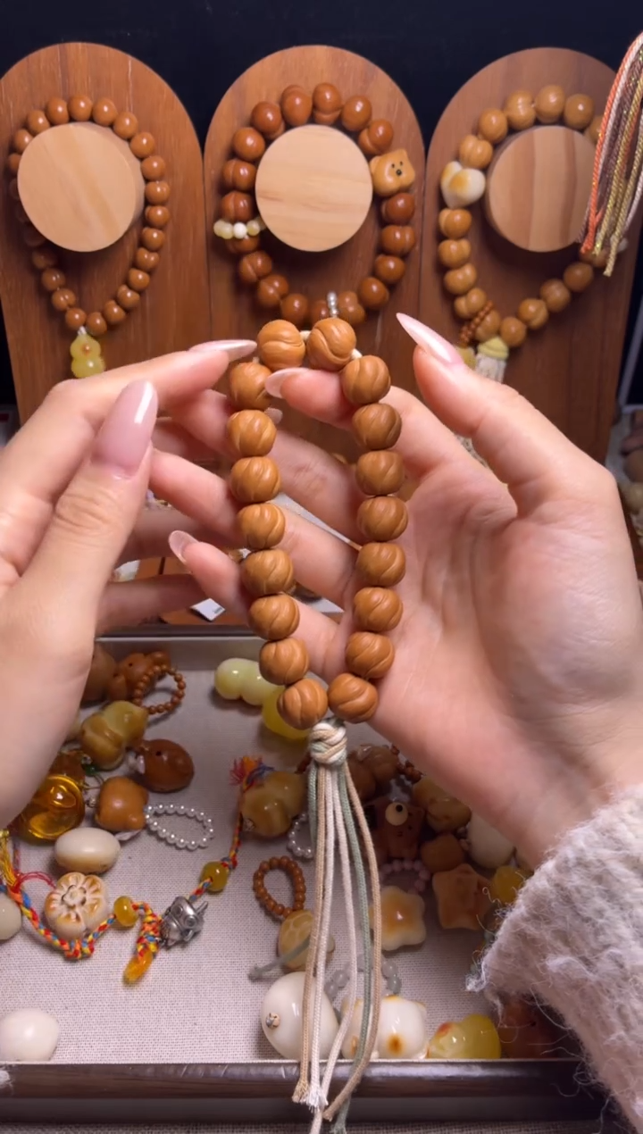 手串猴头核桃全品卷卷酥素手持