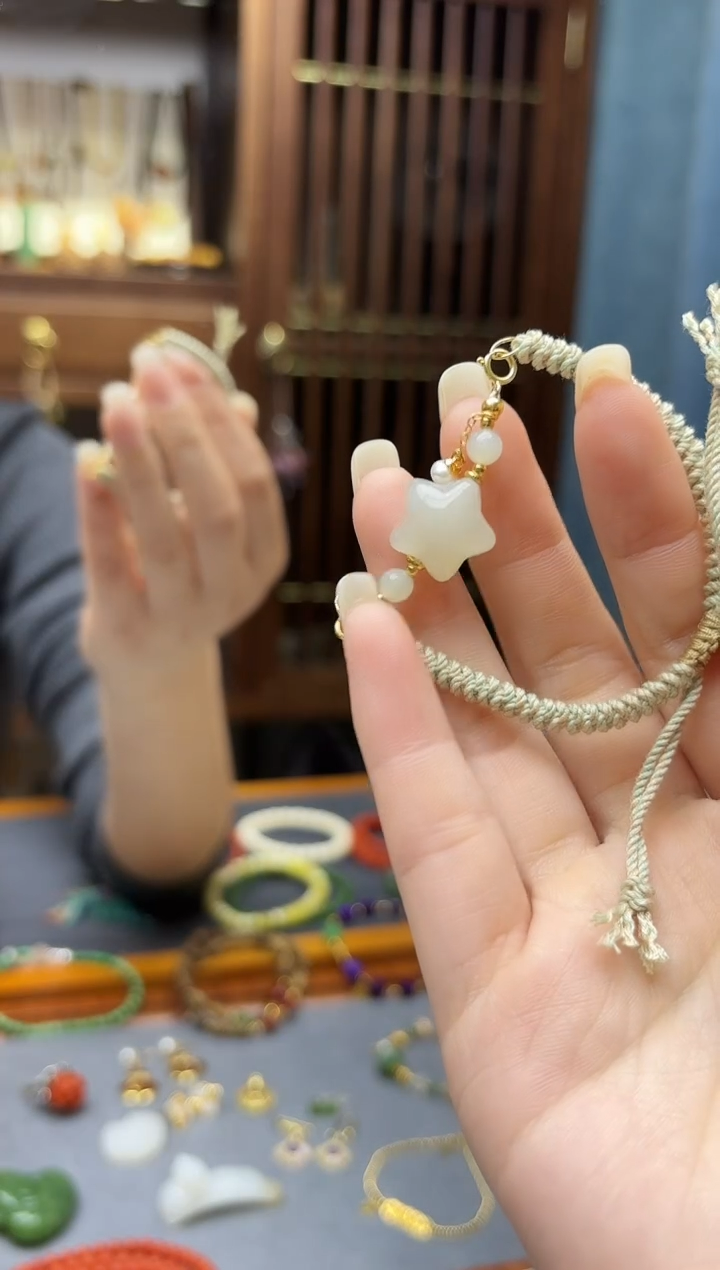 银S925镶嵌和田玉挂件s925银和田玉星星配饰手绳QK