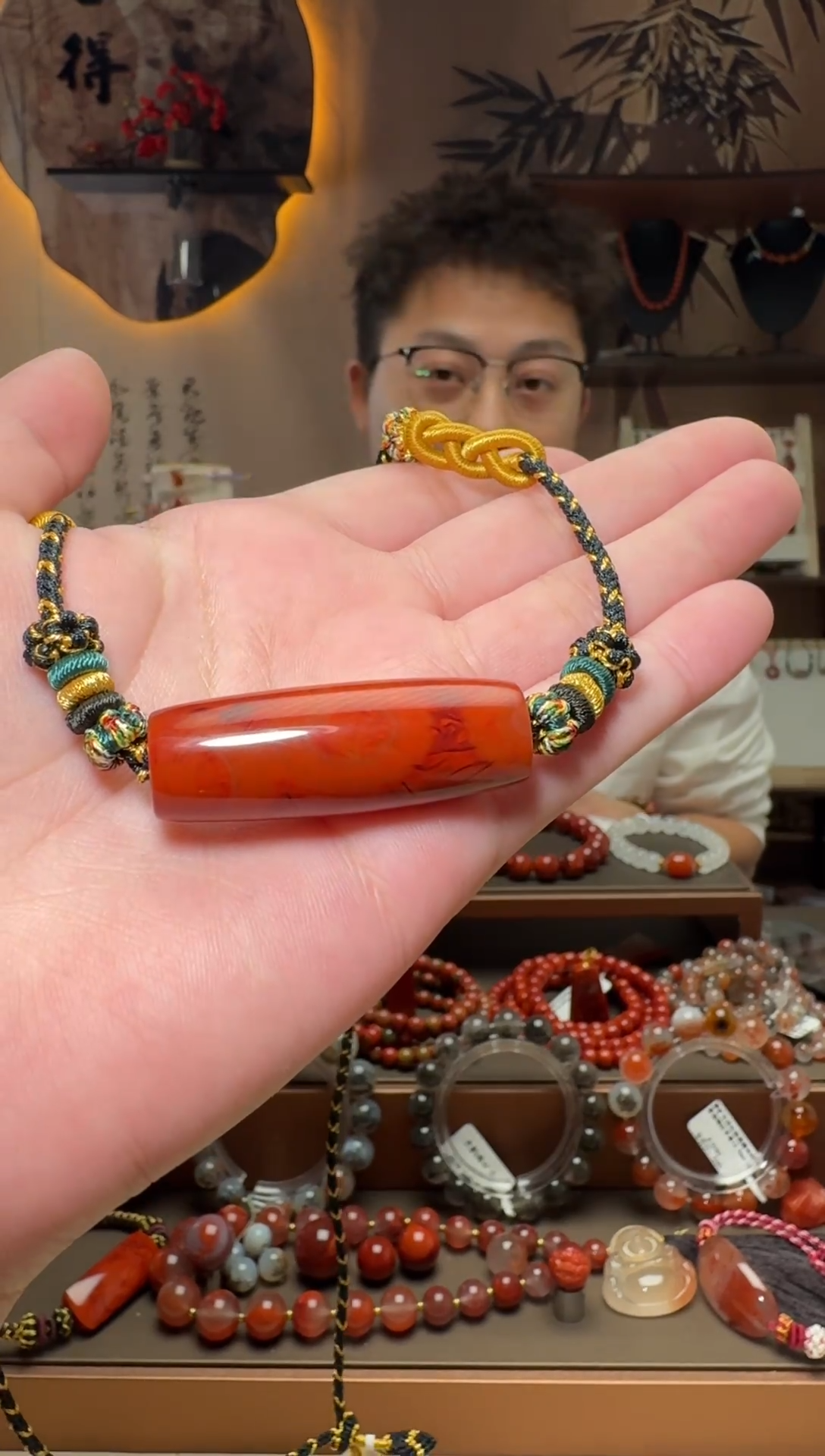 未镶嵌原矿无优化无注胶勒子南红玛瑙一个