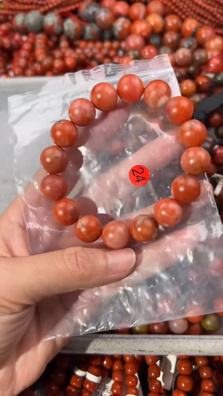南红玛瑙手串未镶嵌13+