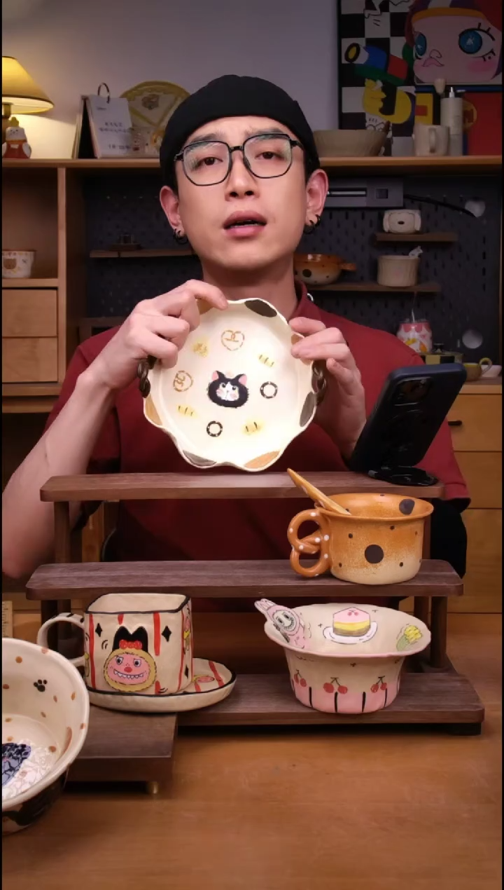 盘景德镇可爱设计师款陶瓷