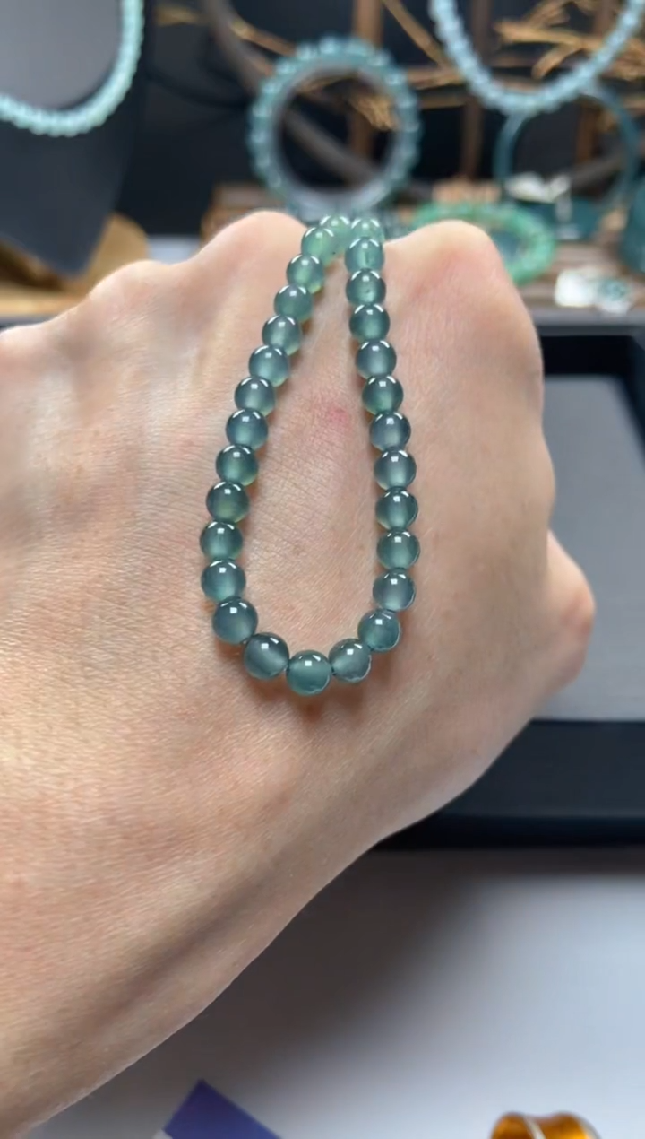 【闪购商品】翡翠手串未镶嵌多样性发货37颗卡5蓝钢
