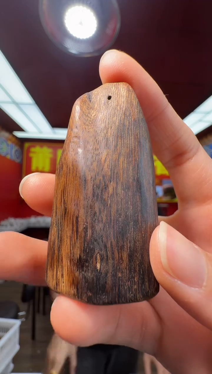 沉香吊坠f88富国岛多样性发一