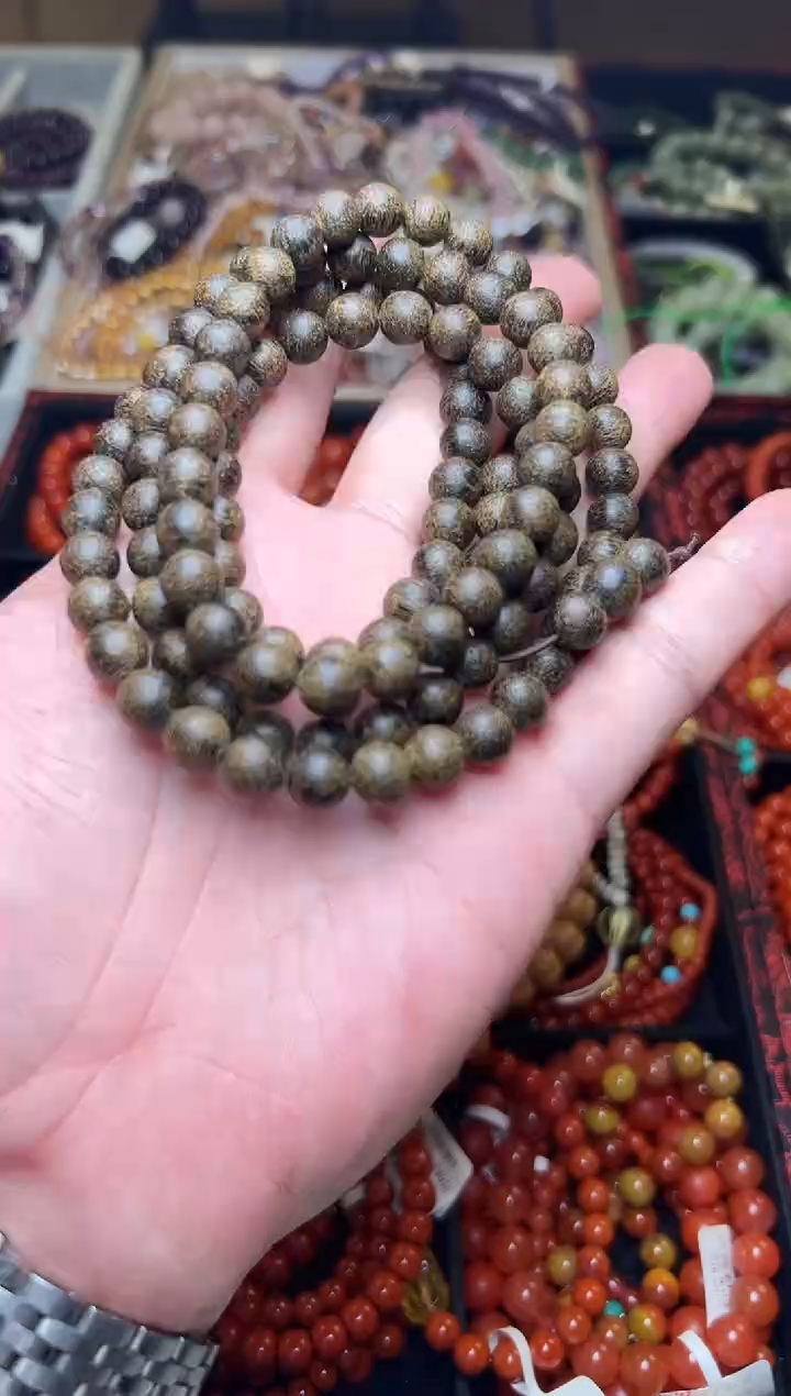 玛瑙/玉髓手链未镶嵌小*?沉香长链