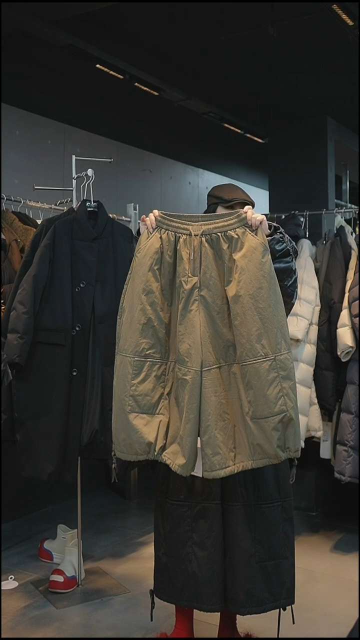 8分绿色裤子8分绿色裤子