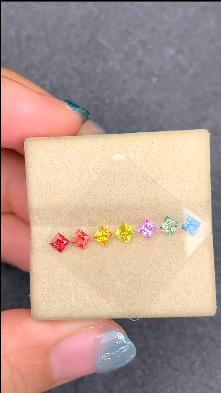 【闪购商品】蓝宝石裸石未镶嵌7颗