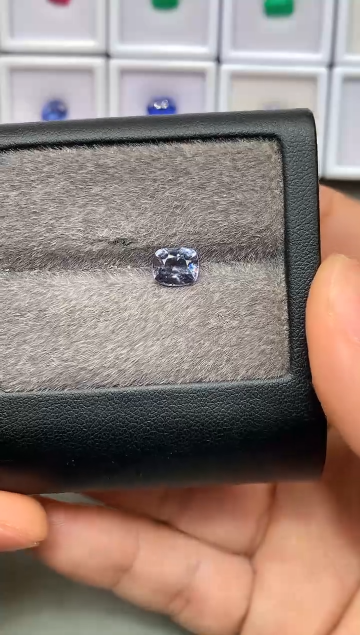 【闪购商品】定制尖晶石裸石未镶嵌枕型 金属灰色调尖晶石 1.64ct