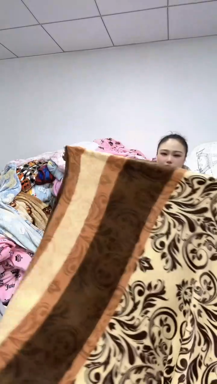 法兰绒2.2x2.5左右已主播介绍为准