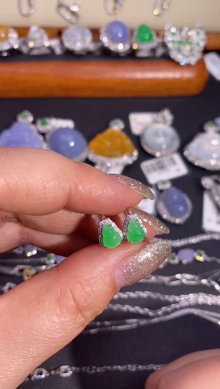 【闪购商品】翡翠耳饰18K金镶嵌耳饰