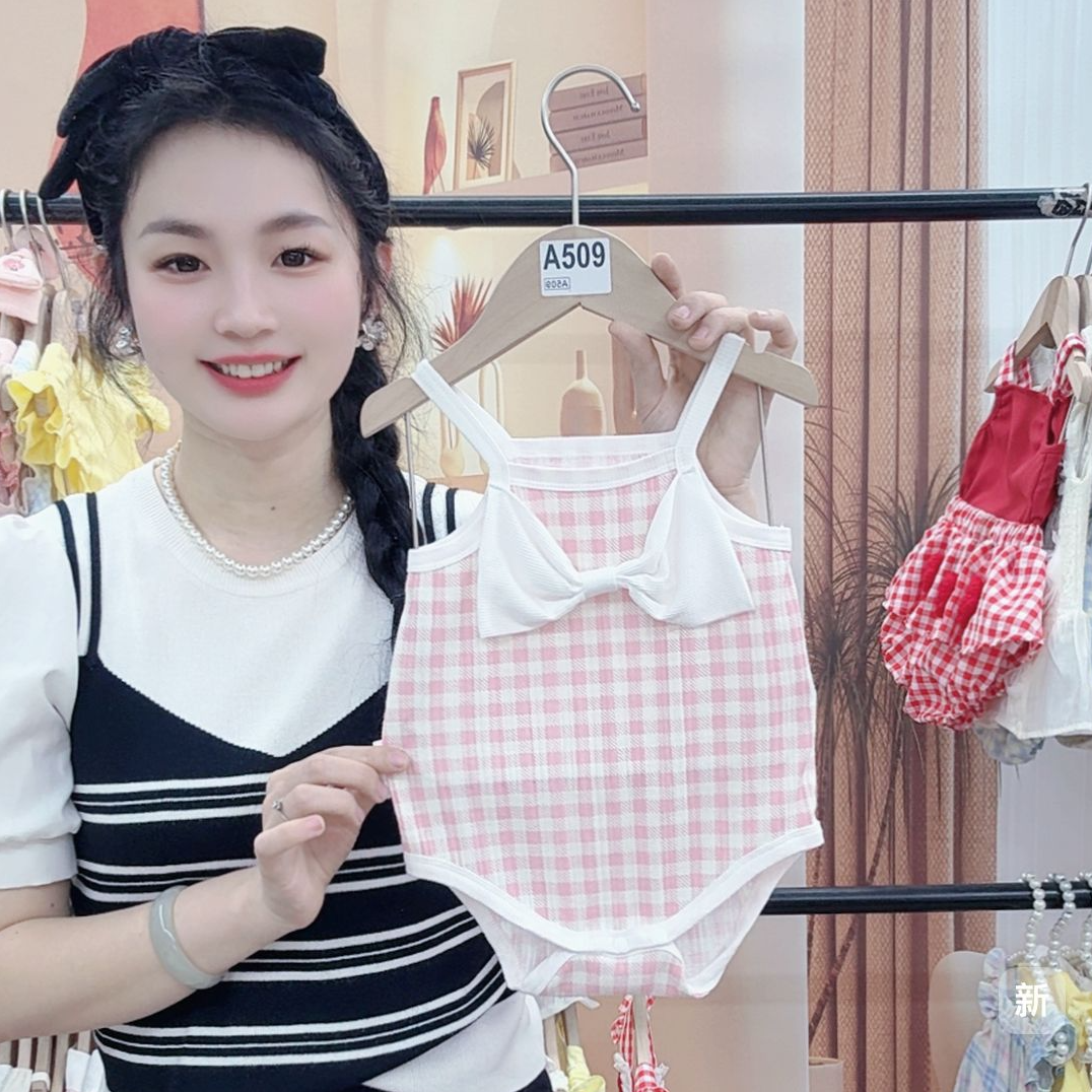 新款夏季吊带包屁睡衣蝴蝶结吊带格子时尚女童
