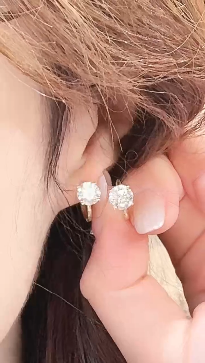 18K金镶嵌实验室培育钻石耳饰1卡四爪耳圈k黄