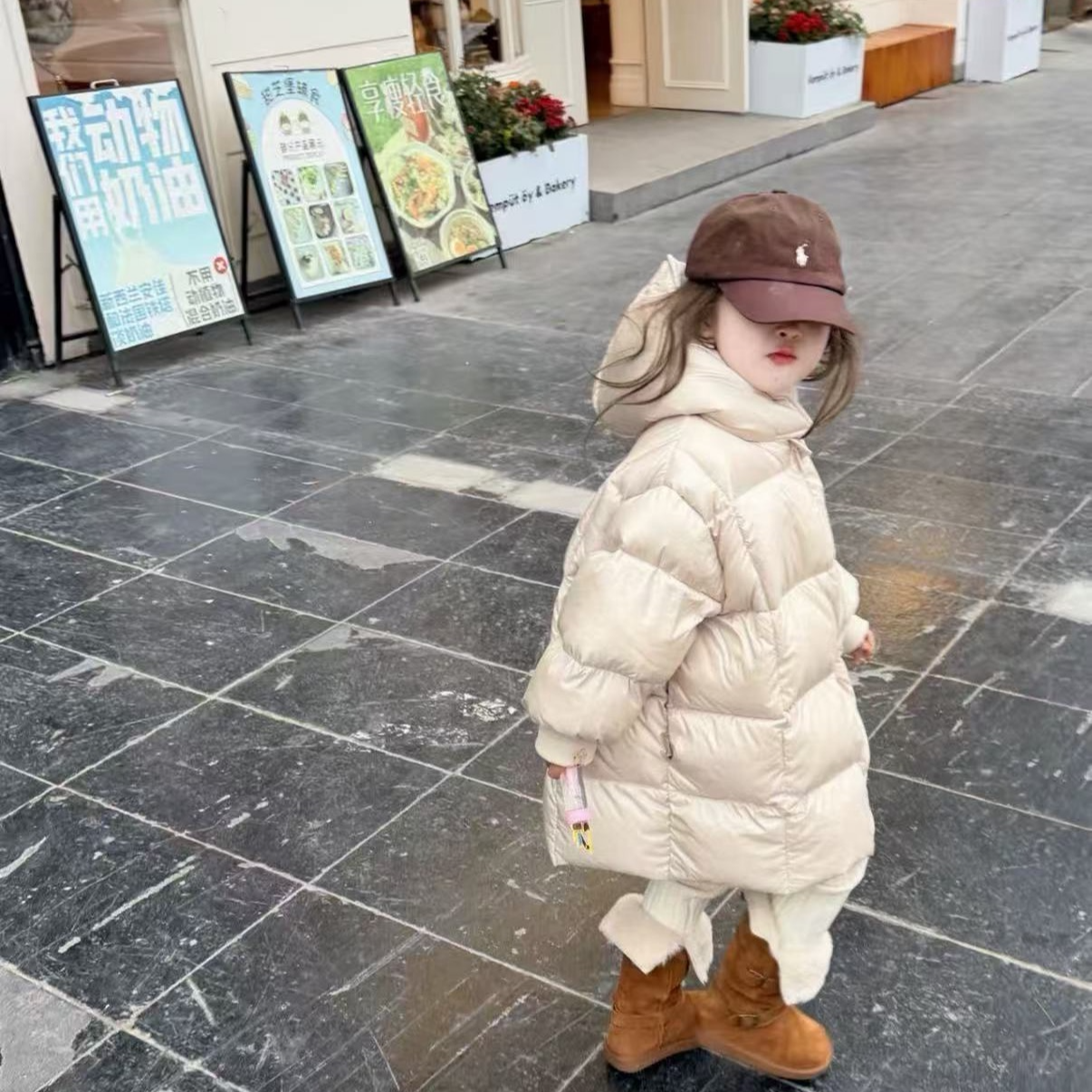 壹妈童装女童韩版秋冬季加厚保暖米色时髦百搭中长款连帽羽绒服