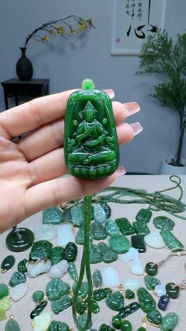 未镶嵌和田玉挂件1