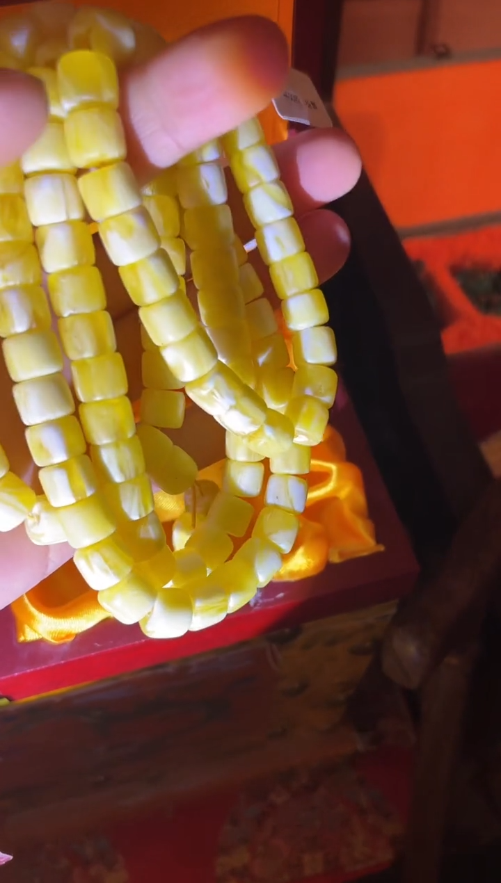 【闪购商品】蜜蜡颈饰未镶嵌黄蜜桶108