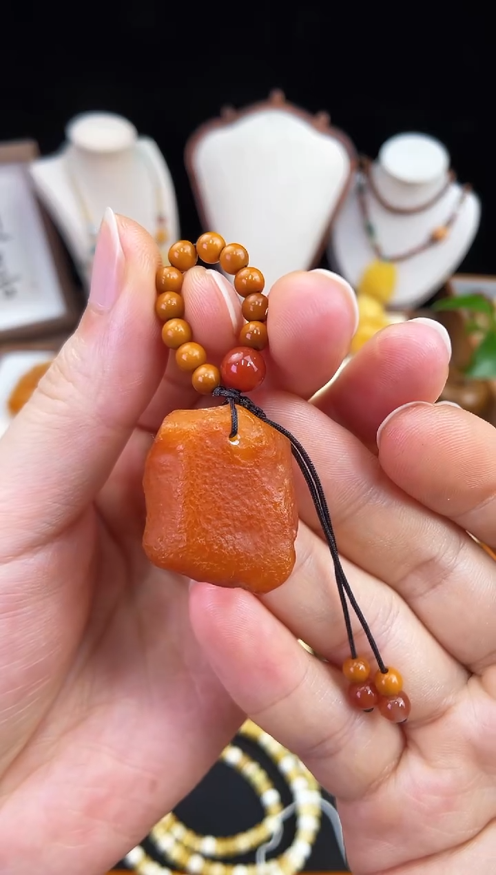 琥珀未镶嵌珠宝奇石柒月