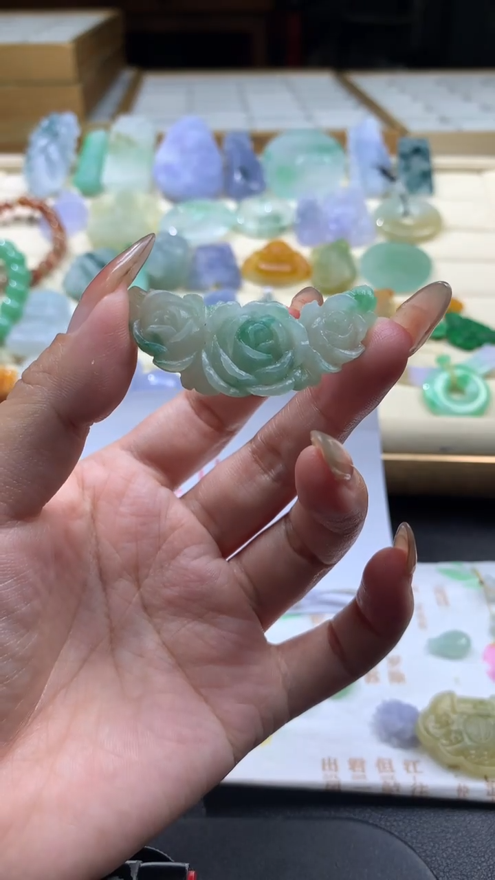 【闪购商品】定制翡翠未镶嵌翡翠