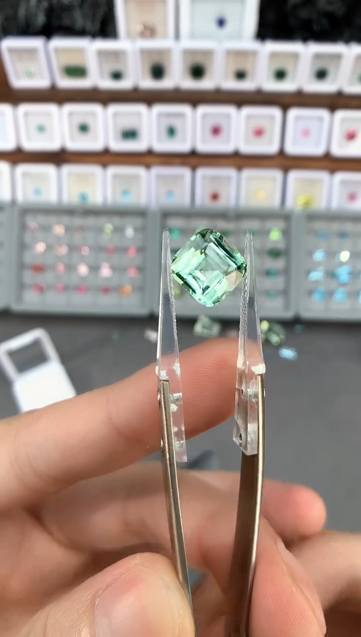 【闪购商品】定制碧玺裸石未镶嵌7.57ct
