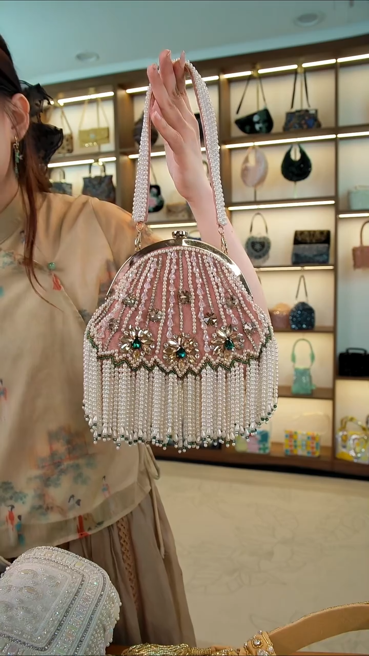 织绣百格汇手工串珠包精选号