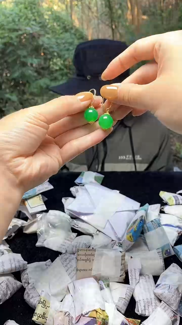 满色吊坠 所见即所得！！