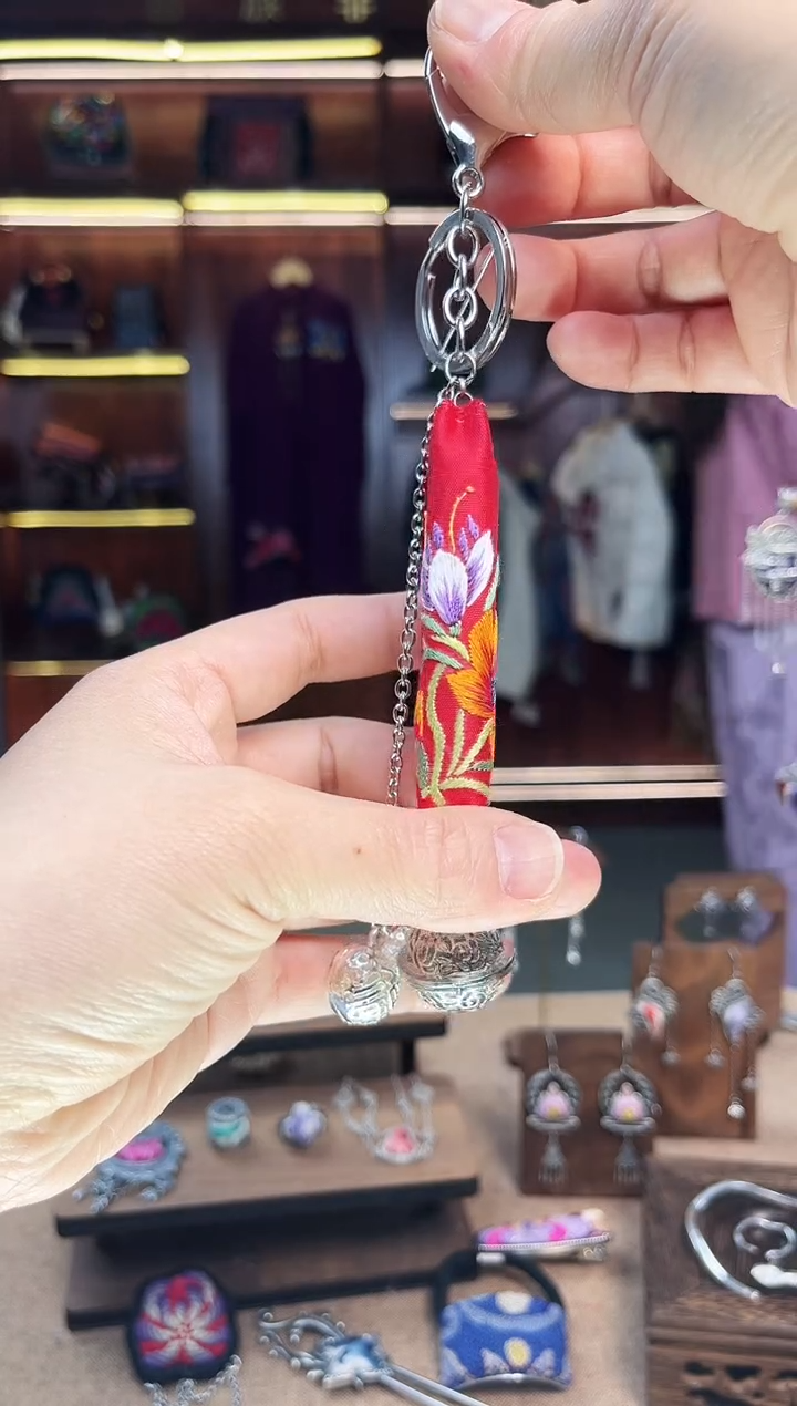 【闪购商品】织绣1990黔东南苗族刺绣