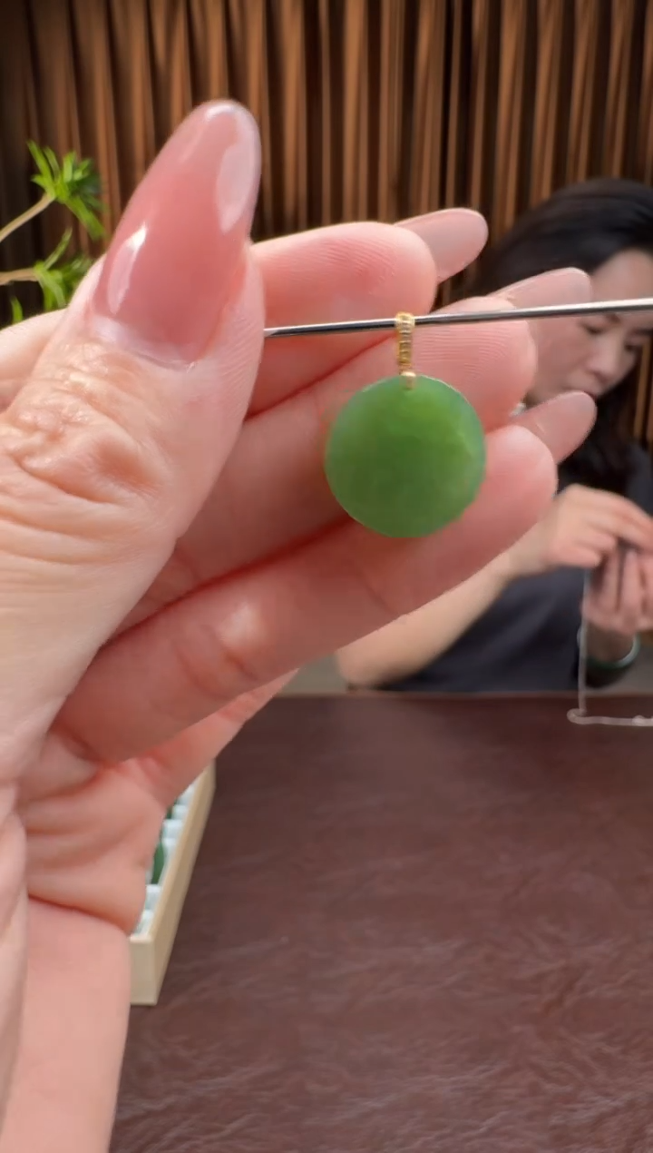 颈饰18K金镶嵌和田玉82小仙女12.3多样性拍一发一