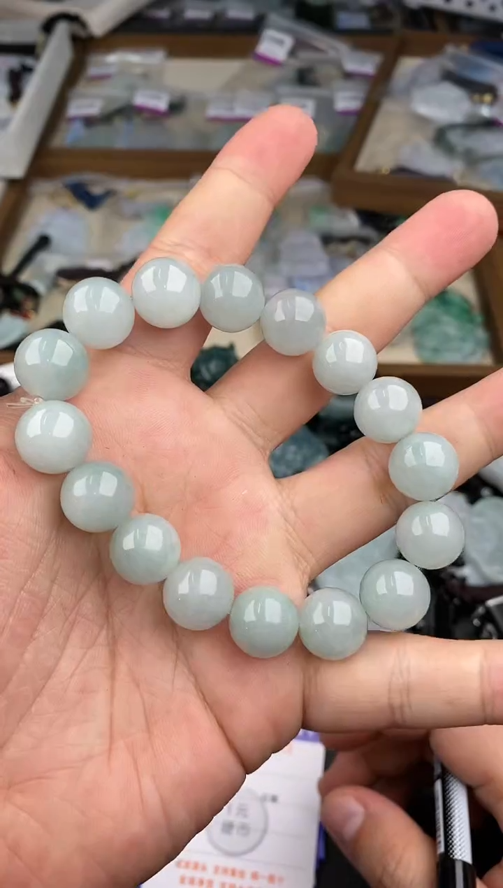 【闪购商品】翡翠颈饰未镶嵌   天然翡翠，一物一图