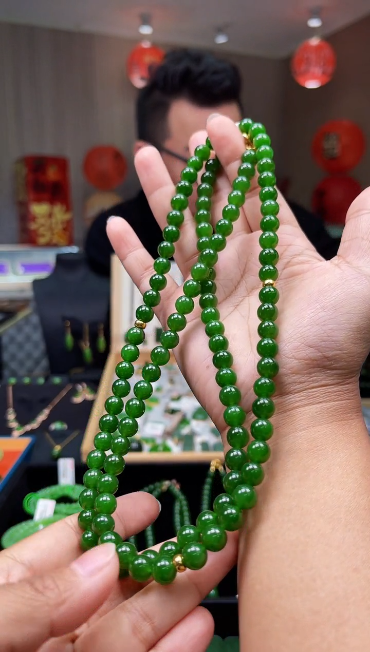 【闪购商品】和田玉（碧玉）项链18K金镶嵌8mm典藏级俄7辣阳绿108颗