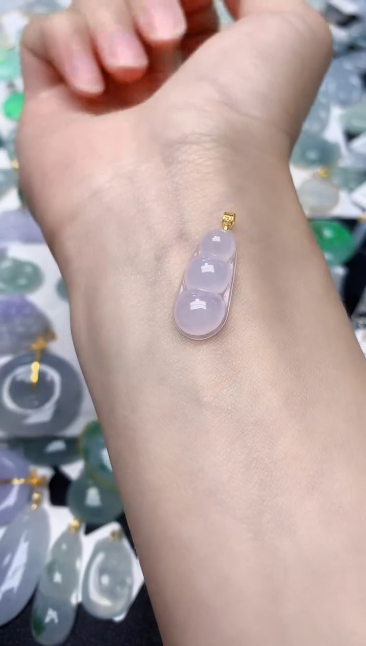 翡翠18K金镶嵌颈饰天然A货翡翠