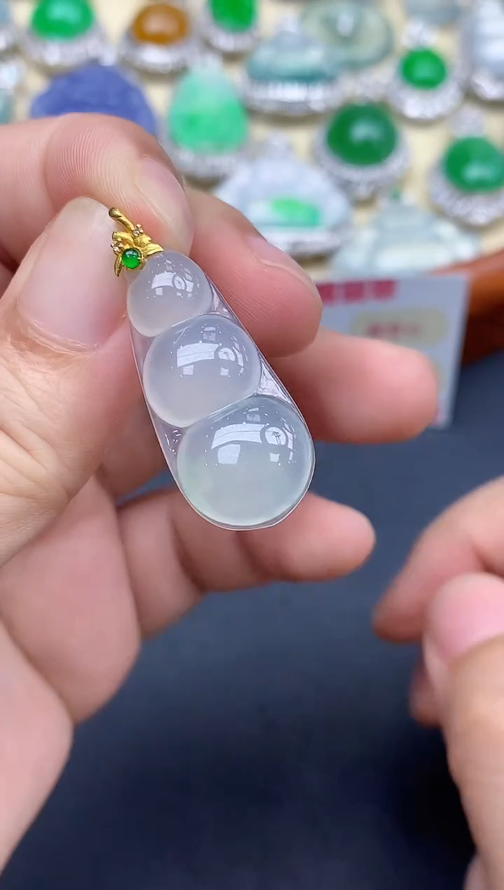 颈饰18K金镶嵌翡翠113-中国好珍宝