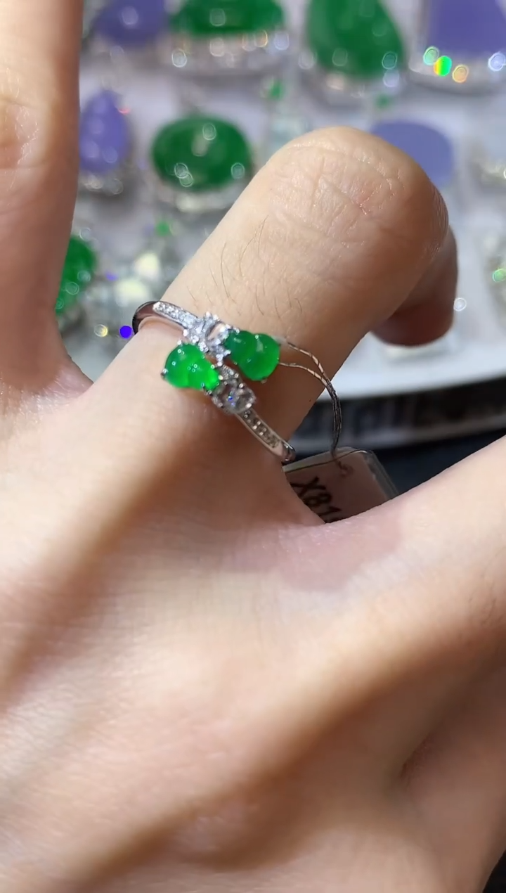 翡翠戒指18K金镶嵌C7