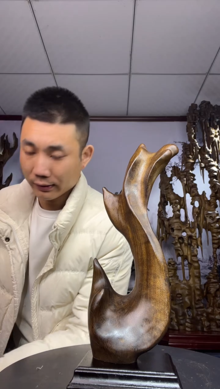 金丝楠木雕款好**羊金丝楠木工艺品摆件