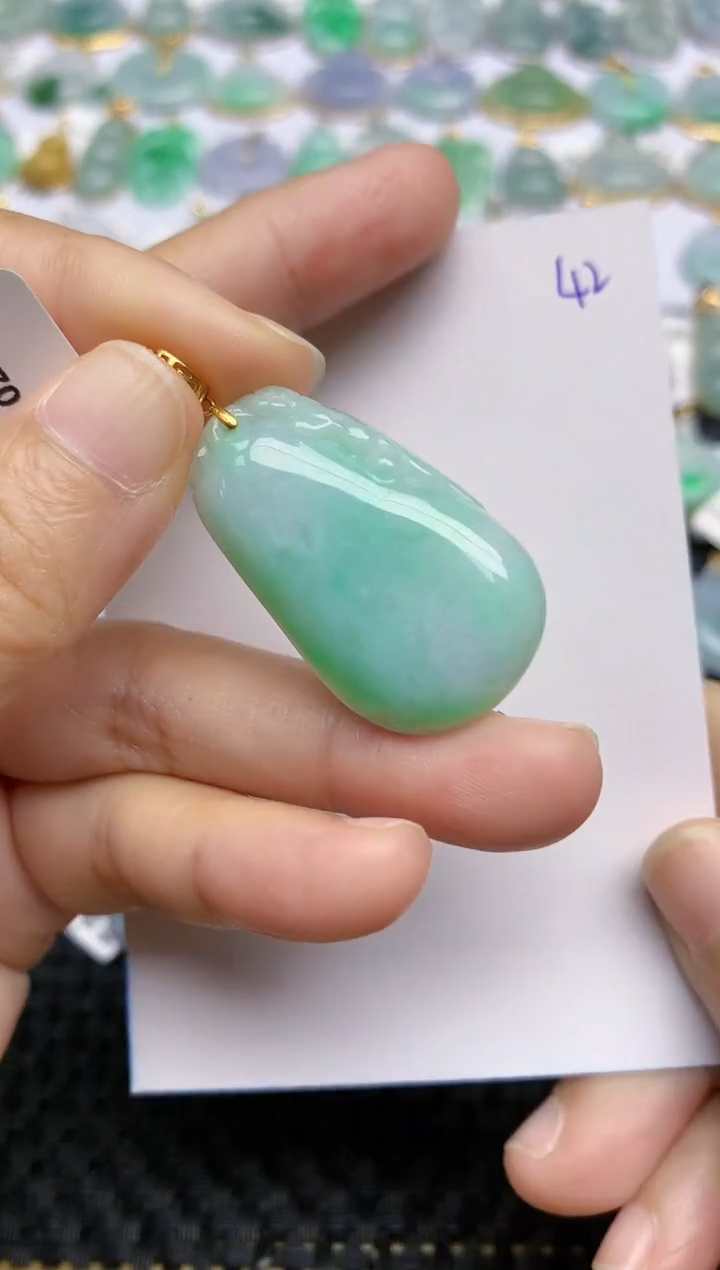 【闪购商品】翡翠挂件18K金镶嵌天然A货42翡翠
