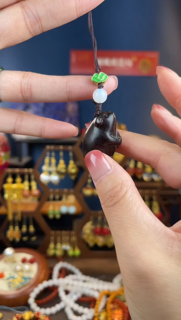 其他小叶紫檀，鼠小叶紫檀小把件