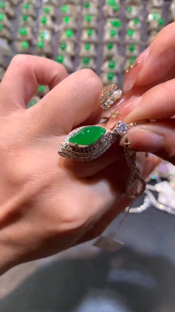 定制翡翠未镶嵌天然缅甸A货翡翠  福利款5.24