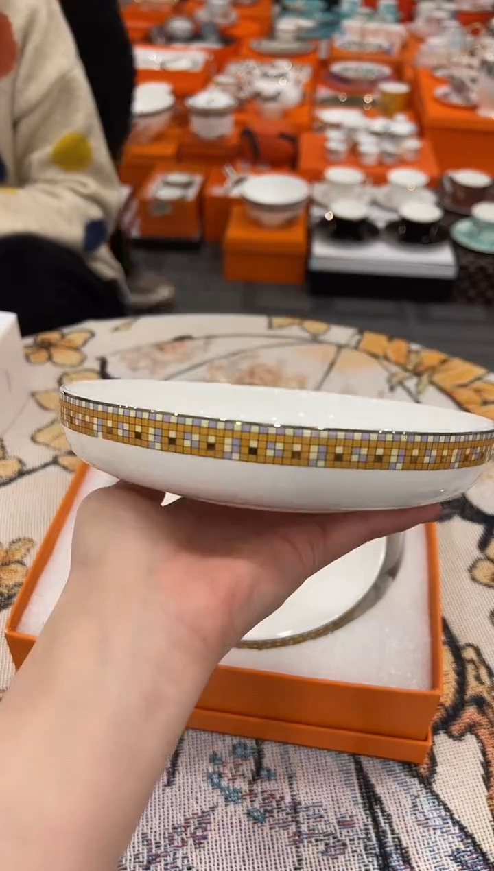 【闪购商品】杯H452--------------