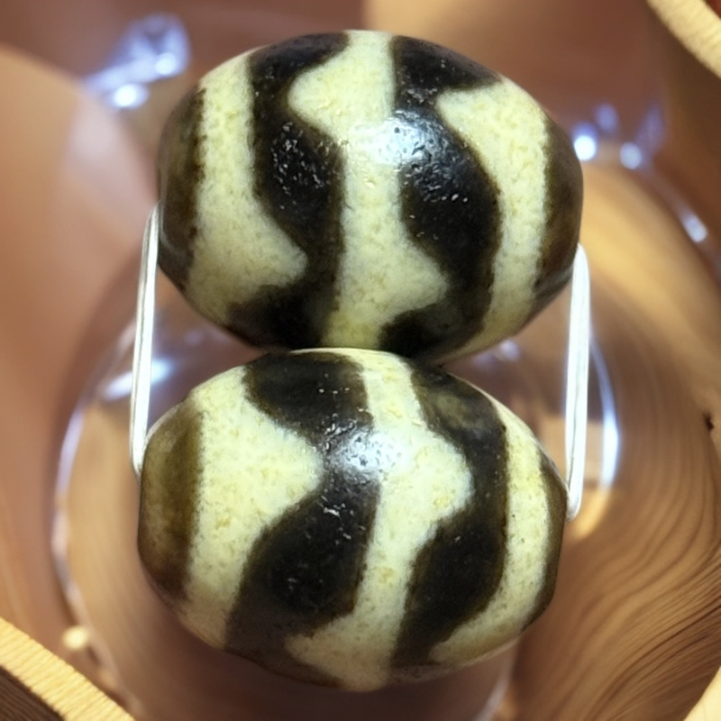 非金属亚克力项链 佩戴锁骨链男女同款