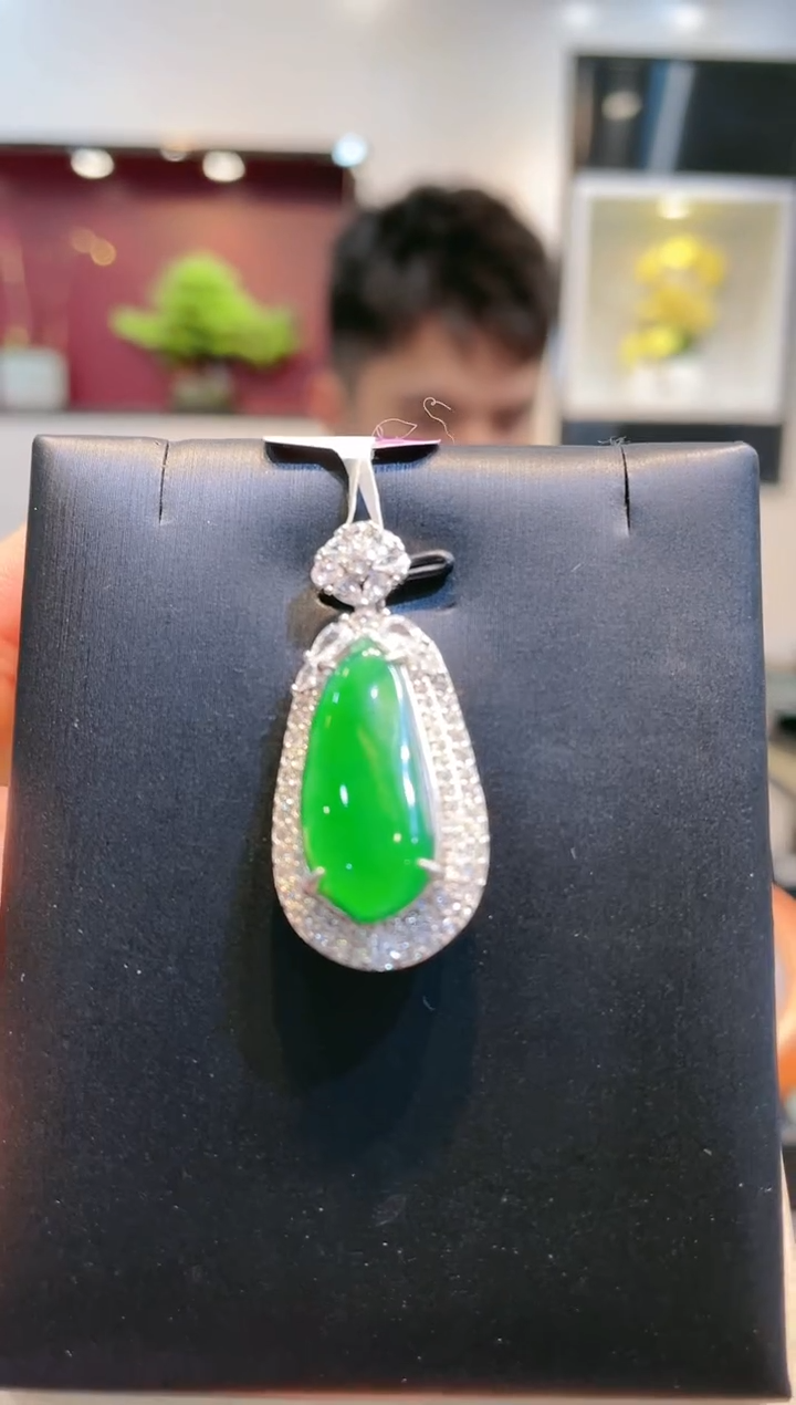 【闪购商品】翡翠颈饰未镶嵌A37天然A货翡翠吊坠（不含链）