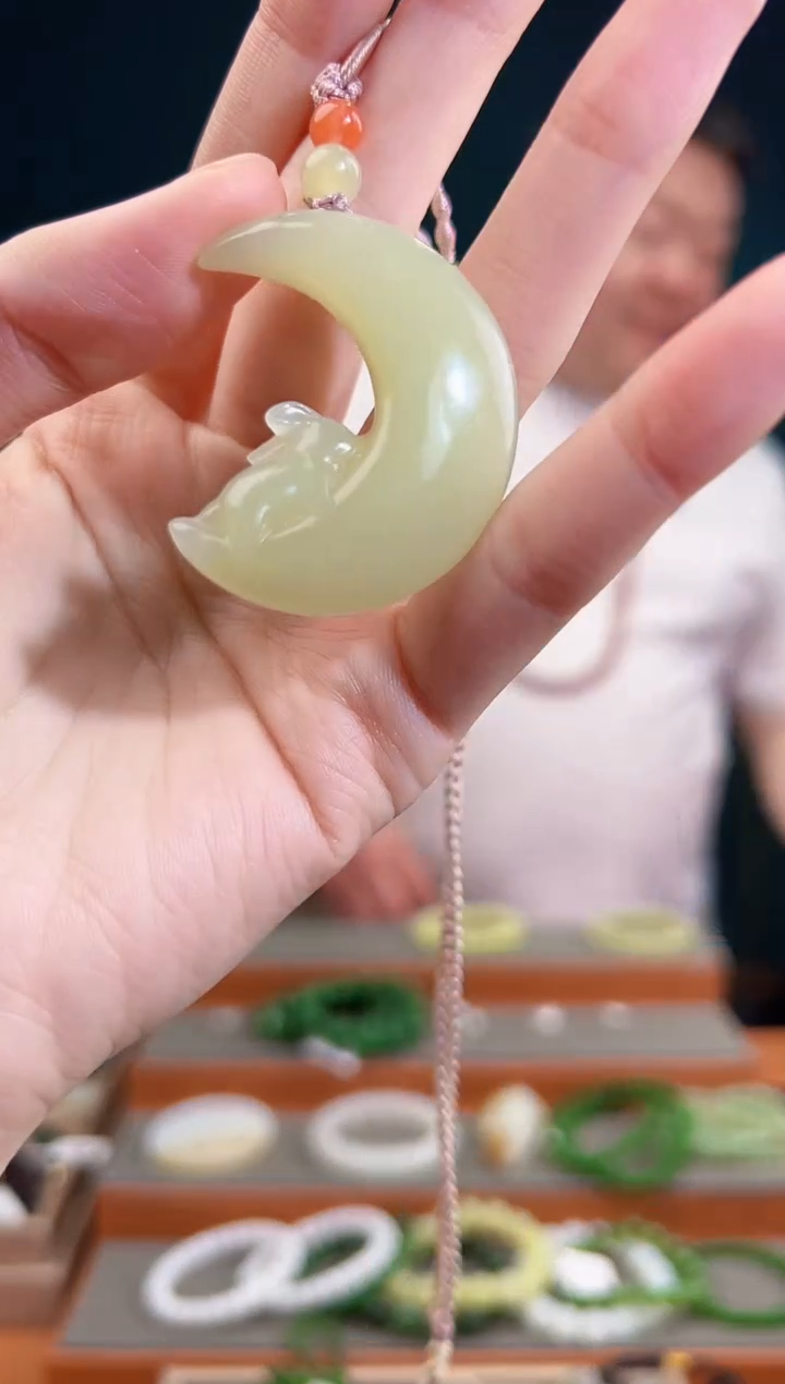 颈饰未镶嵌和田玉多样性发货 拍一单发一个