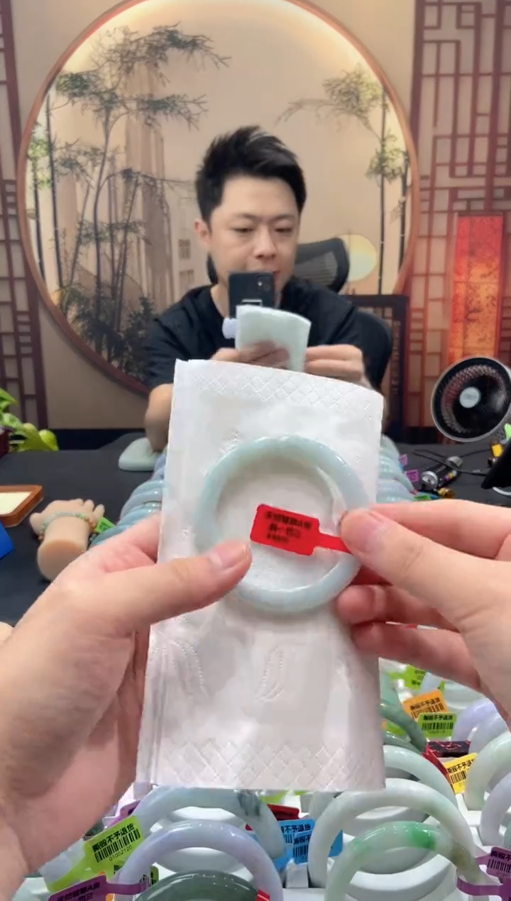 未镶嵌手镯翡翠000054511