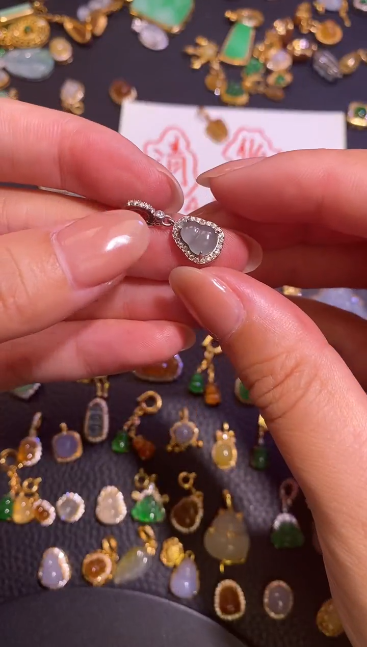 颈饰银S925镶嵌翡翠a货翡翠