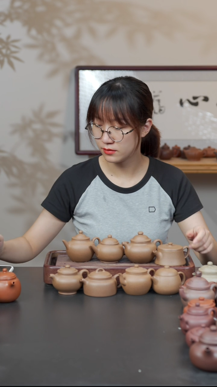 紫砂茶壶芝麻绿全手