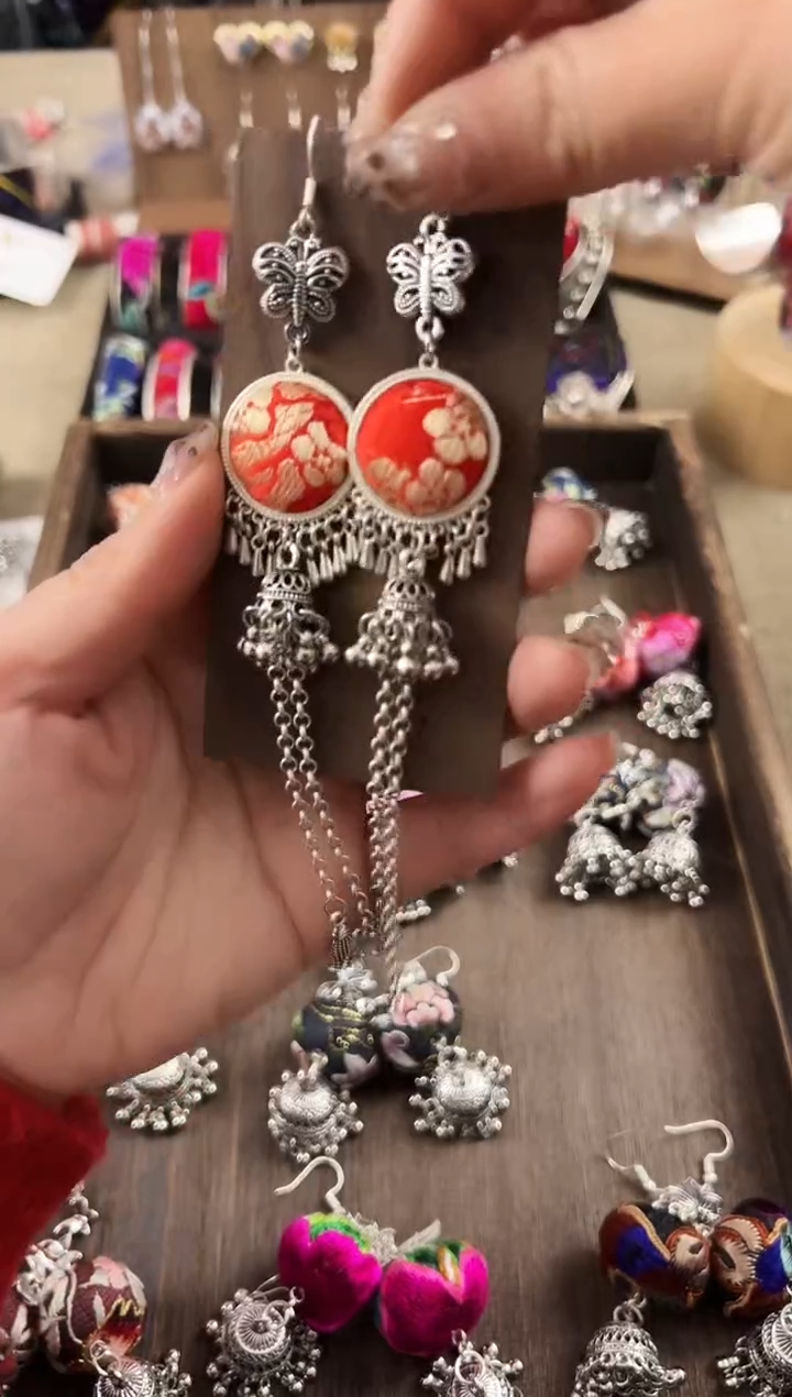 【闪购商品】织绣民族风老绣饰品569