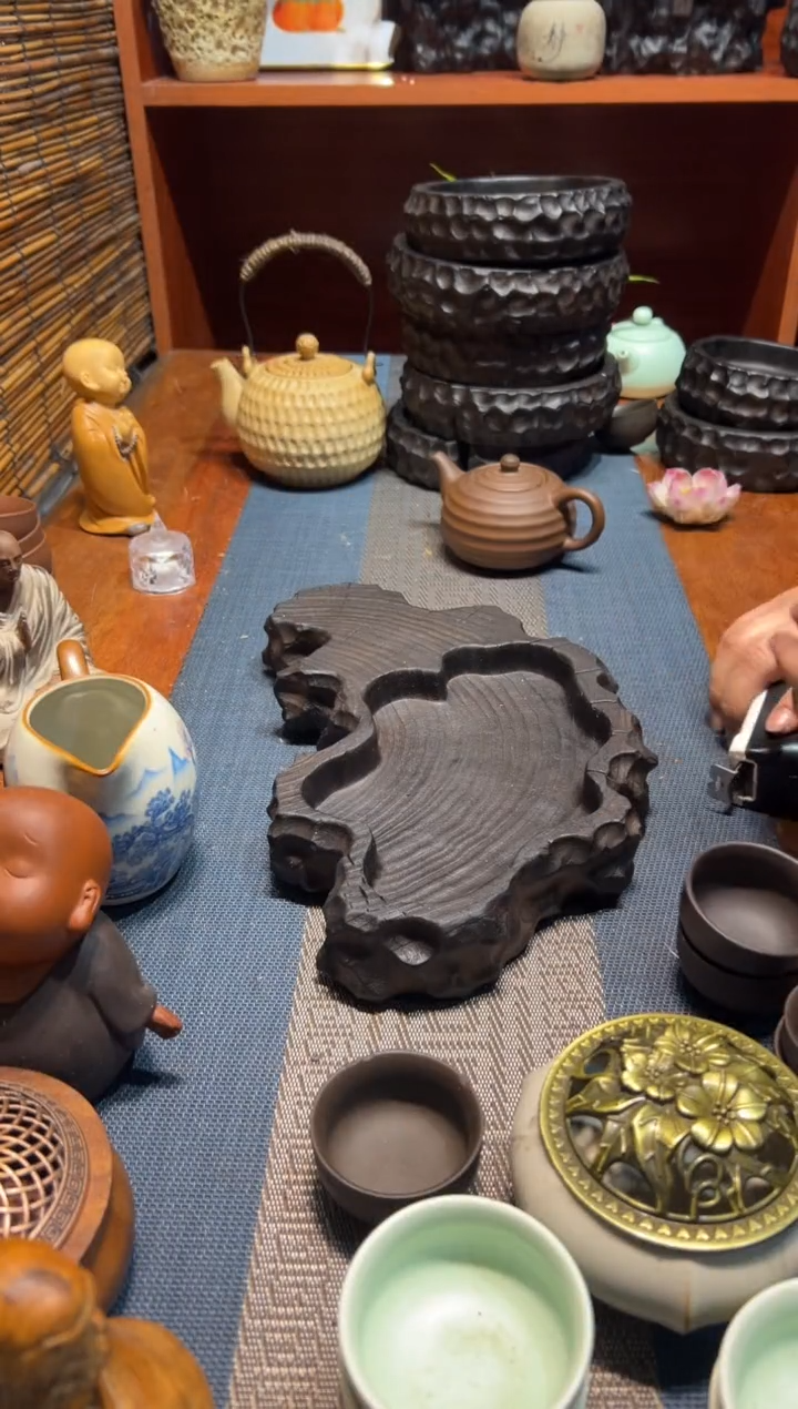 【闪购商品】香樟木木雕一物一拍