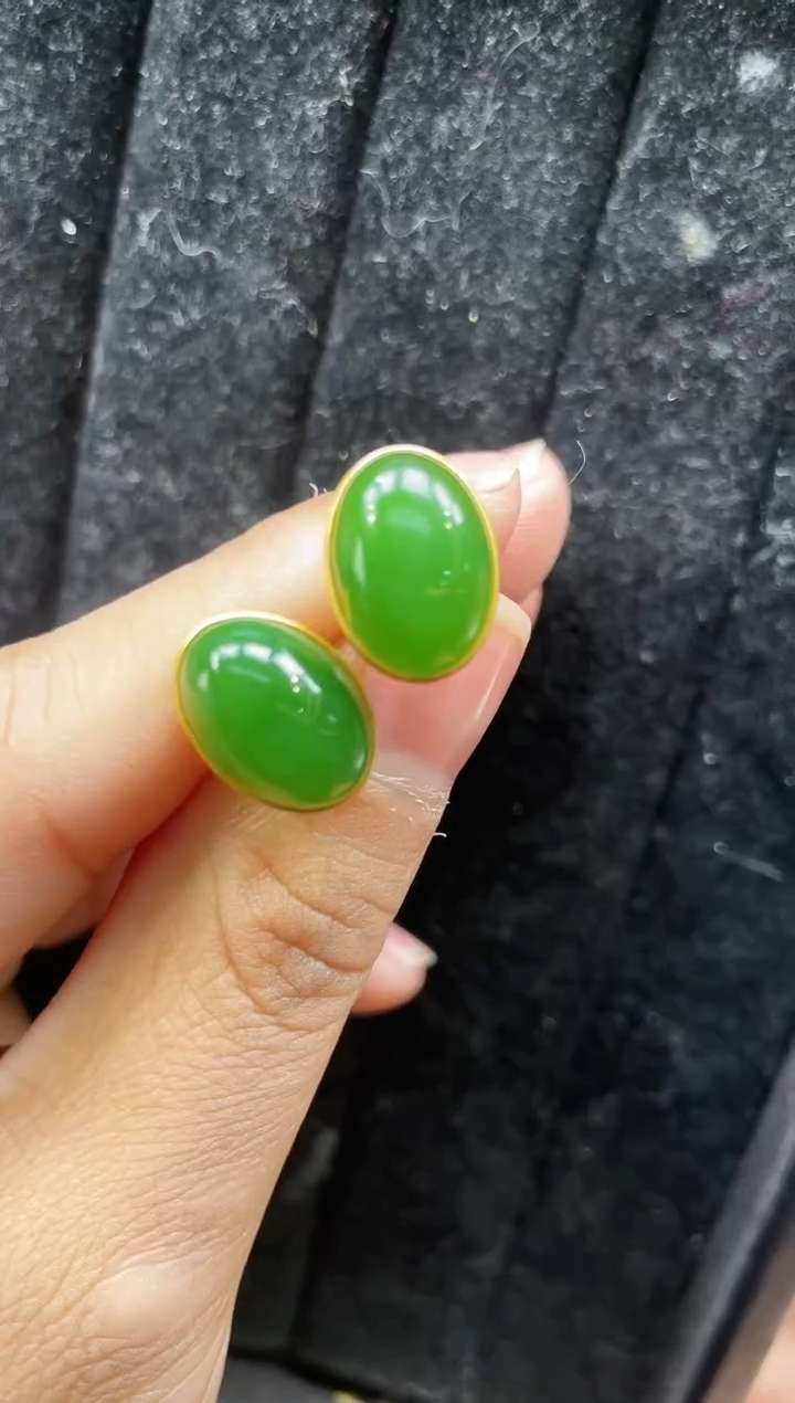 【闪购商品】和田玉耳钉18K金镶嵌多样性发一