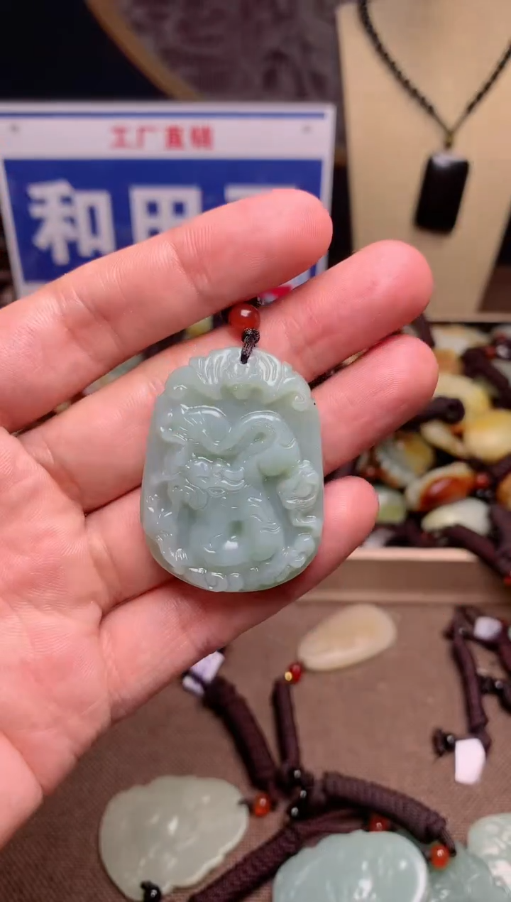 【闪购商品】和田玉颈饰未镶嵌1